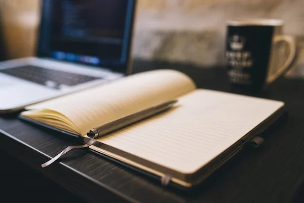 Pros and Cons of AI Copywriting Tools Softlist.io
