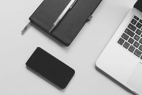 Pros and Cons of AI Copywriting Tools Softlist.io