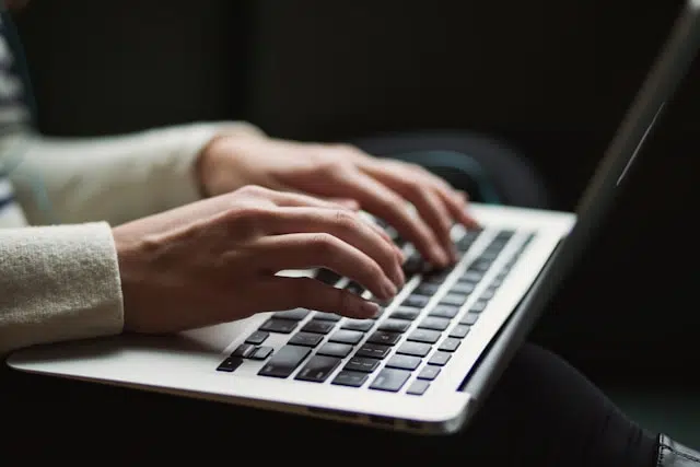 AI Writing Assistants