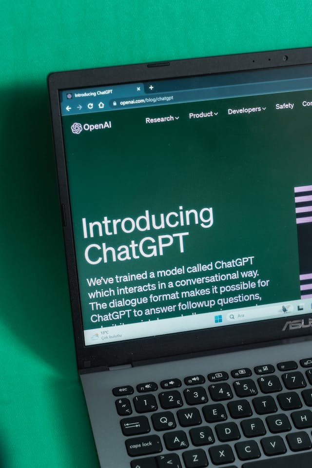 Revolutionize Your Content Workflow with AI Content Generator Software Softlist.io