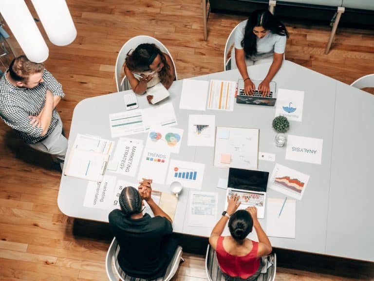 Pros and Cons of Visual Collaboration Software