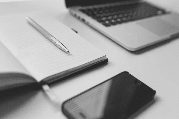 Pros and Cons of AI Copywriting Tools